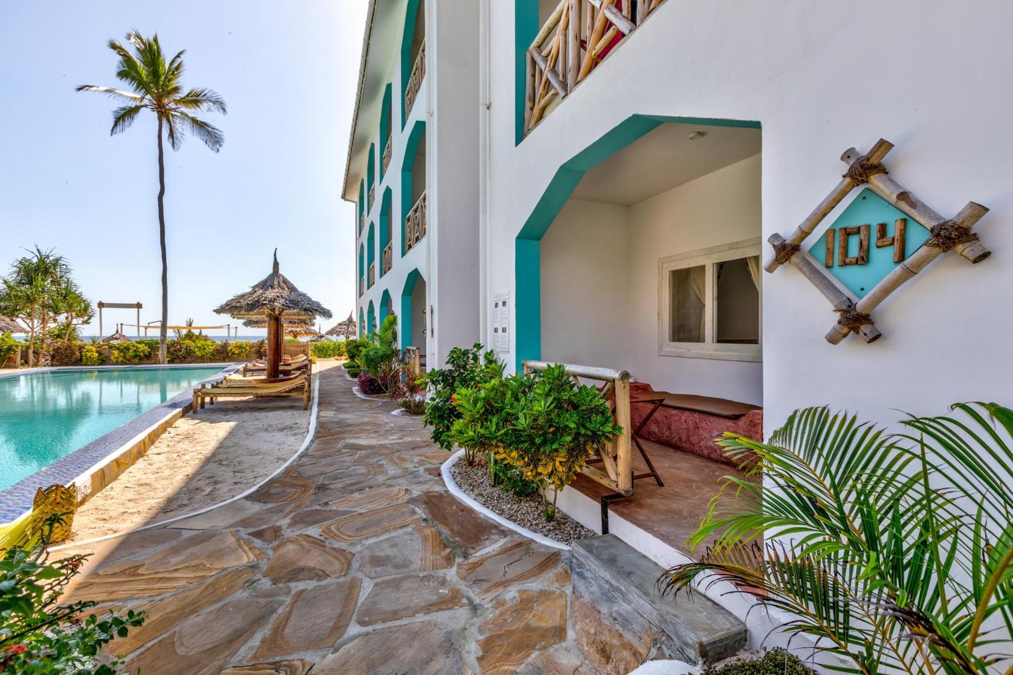 מאטמווה Ahg Sun Bay Mlilile Beach Hotel מראה חיצוני תמונה