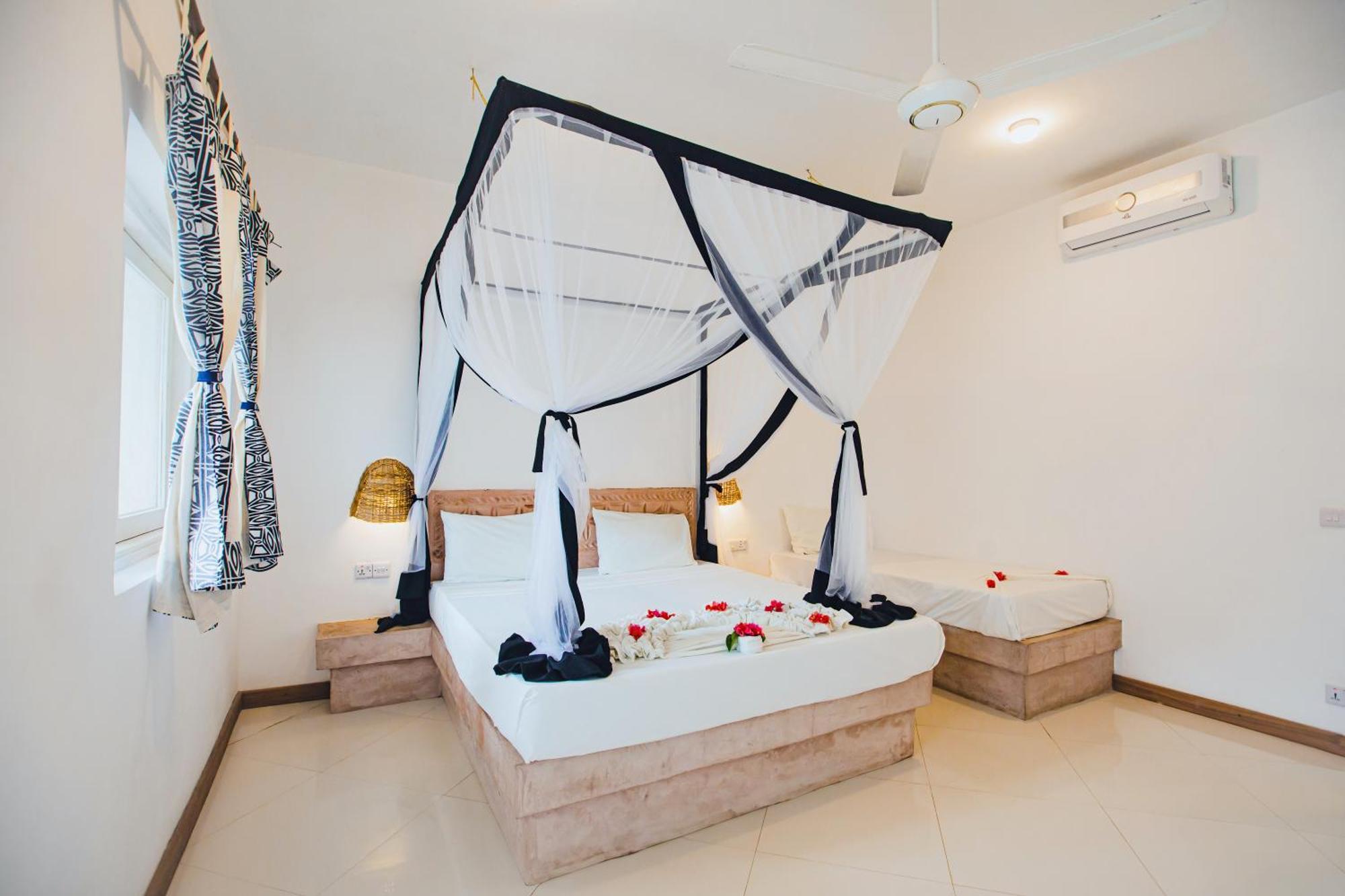מאטמווה Ahg Sun Bay Mlilile Beach Hotel מראה חיצוני תמונה