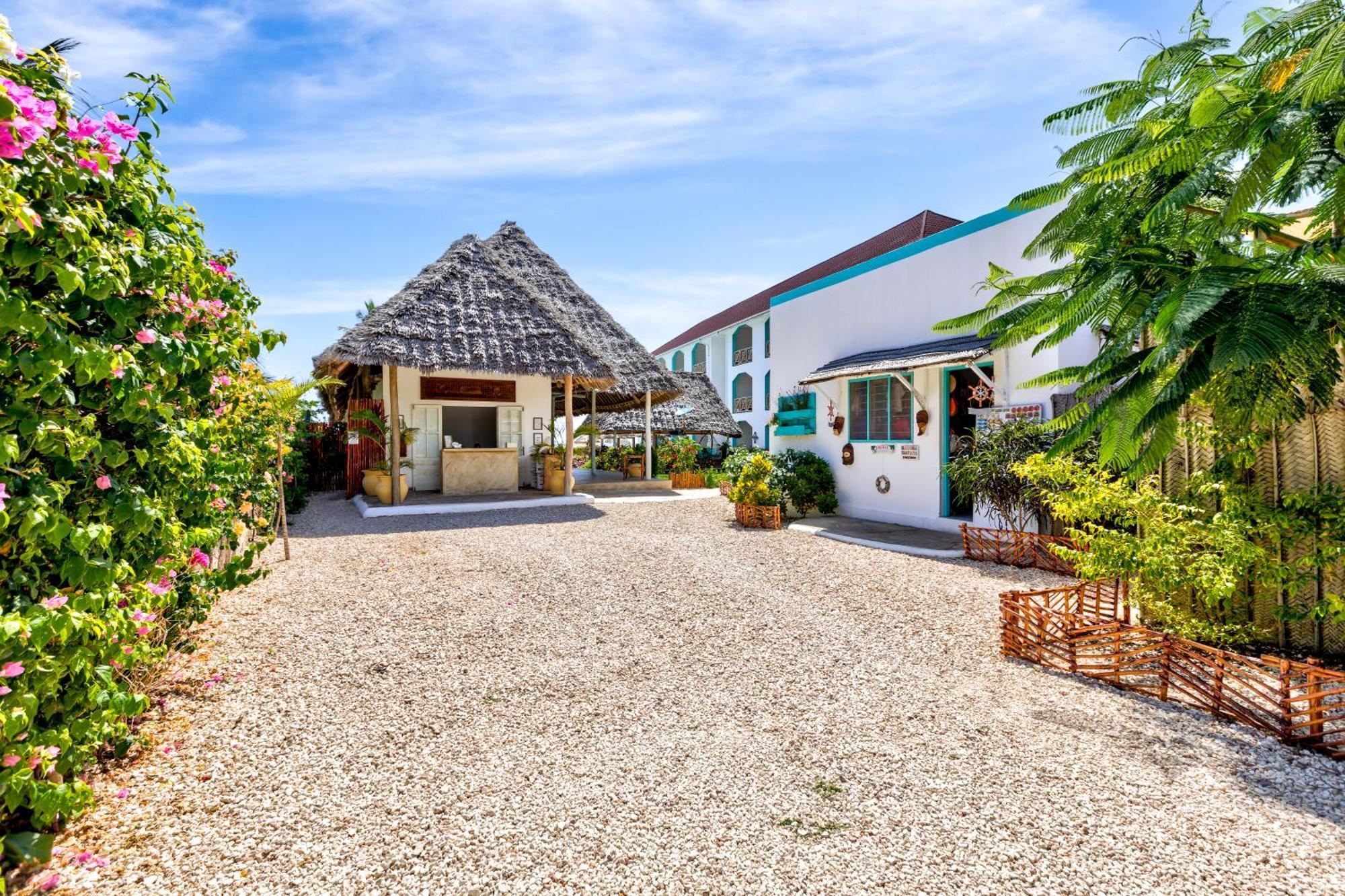 מאטמווה Ahg Sun Bay Mlilile Beach Hotel מראה חיצוני תמונה