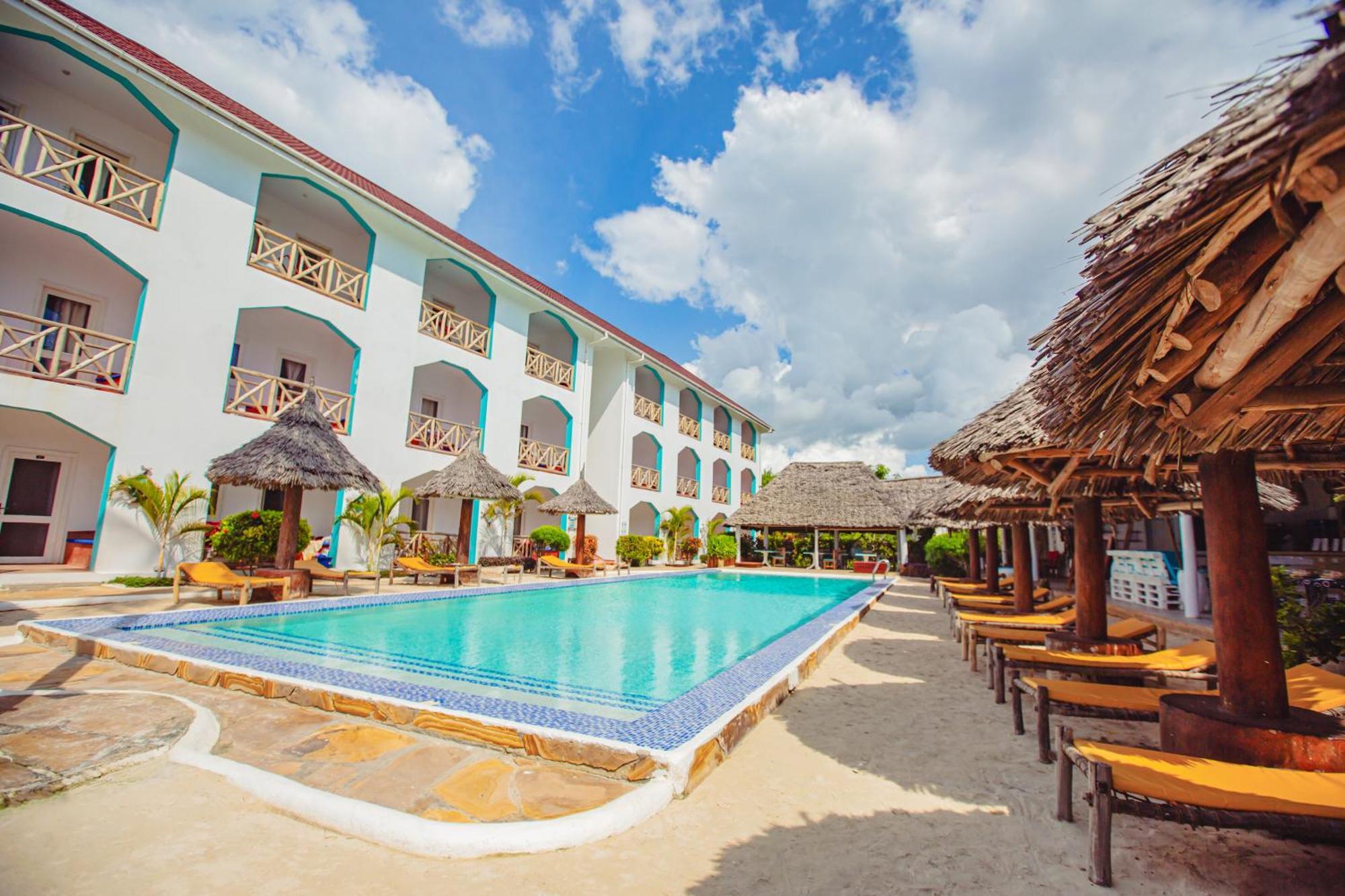 מאטמווה Ahg Sun Bay Mlilile Beach Hotel מראה חיצוני תמונה